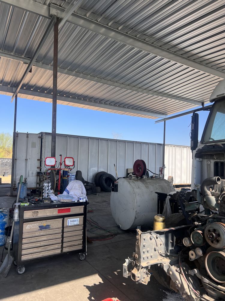 PLATINIUM TRUCK & TRAILER REPAIR Updated September 2024 Request a