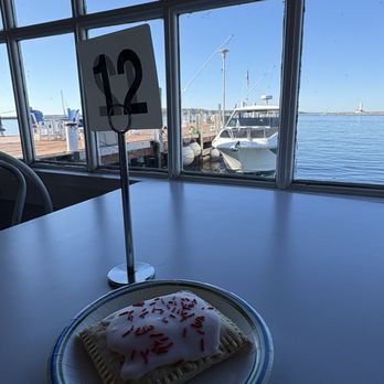 Watercolor Cafe - Poppie and a gorgeous view - Coffee & Tea Near Me - Mackinac Island, Michigan Watercolor Cafe - Poppie and a gorgeous view - Coffee & Tea Near Me - Mackinac Island, Michigan