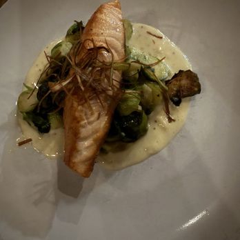 Le Garage - Fresh salmon over broccoli. - French Near Me - Sausalito, California Le Garage - Fresh salmon over broccoli. - French Near Me - Sausalito, California