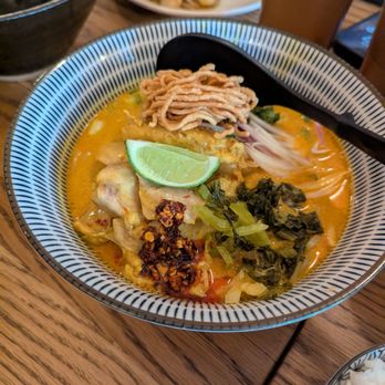 Miya - Khao soi - Thai Near Me - Altadena, California
