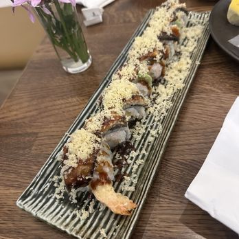 Akinori Sushi - Dragon Roll - Japanese Near Me - Pasadena, California