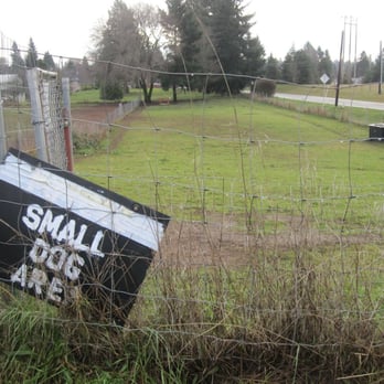 Ike Memorial Off-leash Dog Park - Ross Off-Leash Dog Recreation Area, small dog section - Dog Parks Near Me - Vancouver, Washington Ike Memorial Off-leash Dog Park - Ross Off-Leash Dog Recreation Area, small dog section - Dog Parks Near Me - Vancouver, Washington