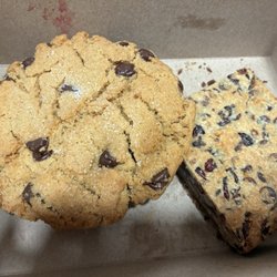Woodstar Cafe - Pb chip cookie and magic bar. Both excellent and big enough to share.