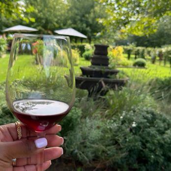 Jamesport Vineyards - Wineries Near Me - Jamesport, New York