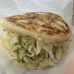 Pachanga Arepa - Reina Pepiada