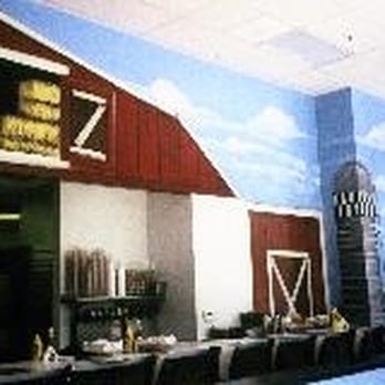 Moo Moo's Burger Barn - Inside - Burgers Near Me - Lodi, California