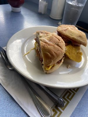 Miss America Diner by null