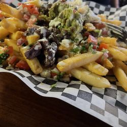 The Redlands Underground Restaurant and Bar - Carne asada nachos are fire
