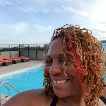 Vixens Hair Studio - Hair Salons Near Me - Philadelphia, Pennsylvania