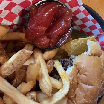 Newt's North - The whole meal! - Burgers Near Me - Rochester, Minnesota Newt's North - The whole meal! - Burgers Near Me - Rochester, Minnesota