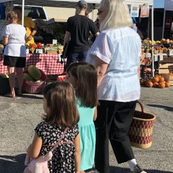 Kamm's Corners Farmers Market