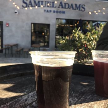 Samuel Adams Cincinnati Taproom - Irish Red - Breweries Near Me - Cincinnati, Ohio Samuel Adams Cincinnati Taproom - Irish Red - Breweries Near Me - Cincinnati, Ohio