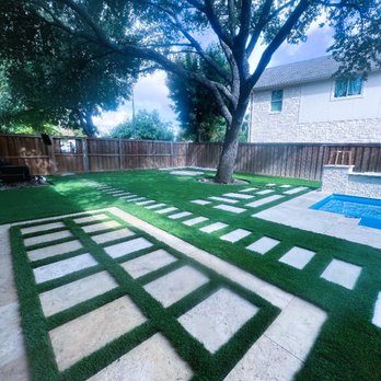 Turtle Landscape - Premium Artificial Turf install with pavers. - Artificial Turf Near Me Turtle Landscape - Premium Artificial Turf install with pavers. - Artificial Turf Near Me