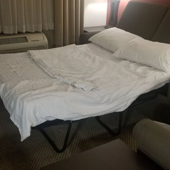 Holiday Inn Bakersfield - Hotels Near Me - Bakersfield, California