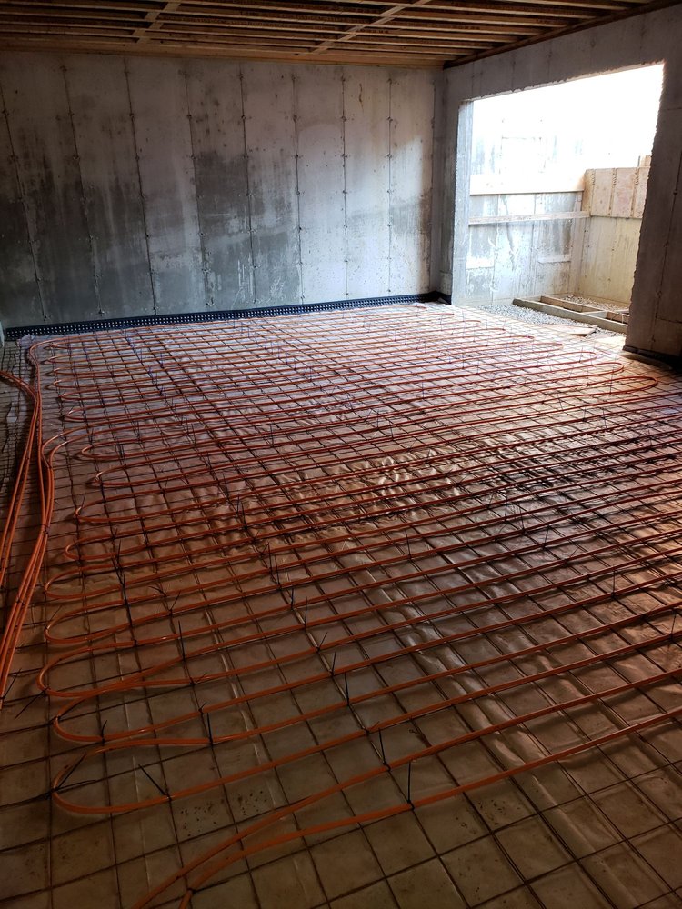 Slide of F & F Plumbing and Heating