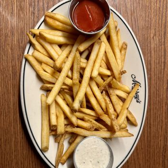 Murray's Tavern - Salt & malt fries ($9) - American Near Me - Austin, Texas