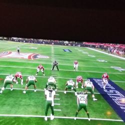 Legends Pub & Grill - Good place to watch a game