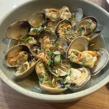 Le Soleil - Drunken Clams - Vietnamese Near Me - San Francisco, California Le Soleil - Drunken Clams - Vietnamese Near Me - San Francisco, California