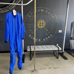 Express Custom Cuts Tailoring & Cleaners