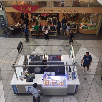 Aberdeen Centre - Ceramic crockery store - Shopping Centers Near Me - Richmond, British Columbia