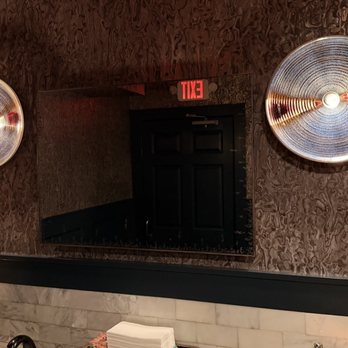 J Carver’s - Bathroom - Steakhouses Near Me - Austin, Texas J Carver’s - Bathroom - Steakhouses Near Me - Austin, Texas