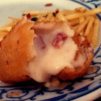 Casa Ricardo - Croquetas cremosas - Tapas Bars Near Me - Seville, SE Casa Ricardo - Croquetas cremosas - Tapas Bars Near Me - Seville, SE