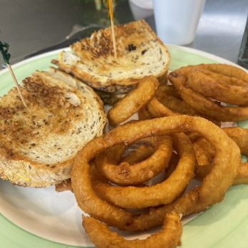 Phil's Deli & Grill - Patty Melt and Onion Rings - Delis Near Me - Los Angeles, California