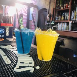 Mucho mango & blue lagoon .. Mike was hooking it up Mucho mango & blue lagoon .. Mike was hooking it up