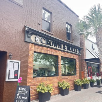 Crown & Bull - Signage - Breakfast & Brunch Near Me - Dunedin, Florida Crown & Bull - Signage - Breakfast & Brunch Near Me - Dunedin, Florida