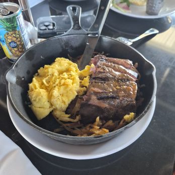 Brix Tavern - Skeak skillet - Breakfast & Brunch Near Me - Hillsboro, Oregon Brix Tavern - Skeak skillet - Breakfast & Brunch Near Me - Hillsboro, Oregon