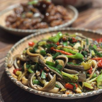 Nian Yi Kuai Zi - Nian Yi Kuai Zi - shredded eel with green peppers and chilli - Chinese Near Me - Toronto, Ontario Nian Yi Kuai Zi - Nian Yi Kuai Zi - shredded eel with green peppers and chilli - Chinese Near Me - Toronto, Ontario