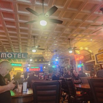 Ernie’s Tavern - Venues & Event Spaces Near Me - Bloomfield, Kentucky