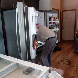 Geig's Home Care Appliance Service - John at work