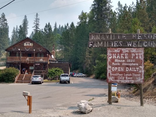 The Snake Pit by null