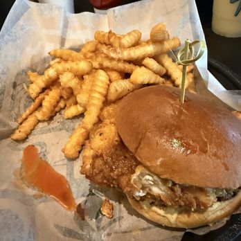Tiki Docks Madeira - Fl Heat Chicken Sandwich. - Cocktail Bars Near Me - Madeira Beach, Florida Tiki Docks Madeira - Fl Heat Chicken Sandwich. - Cocktail Bars Near Me - Madeira Beach, Florida