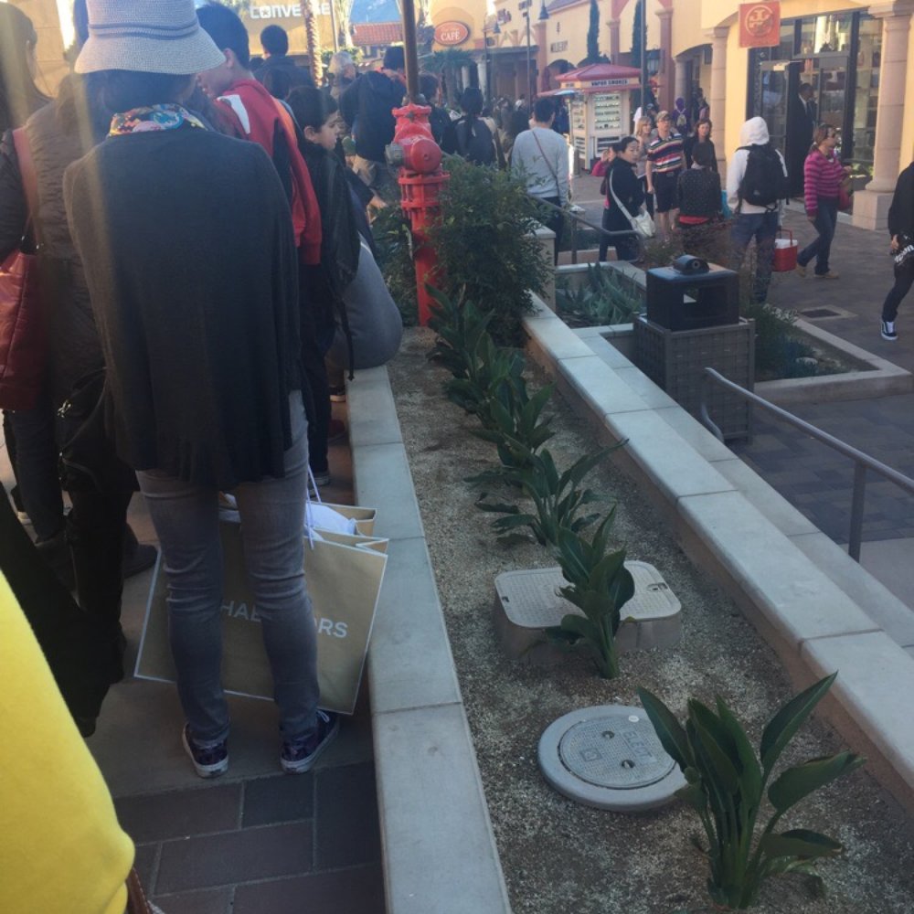Tory Burch - Terrible service! - Shoe Stores Near Me - Cabazon, California
