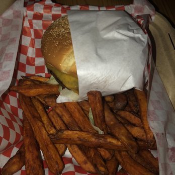 Burger Claim - Fools Gold Burger - Veggie with a black bean patty and Sweet Potato Fries - Burgers Near Me - Centralia, Washington