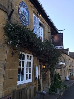 Queens Head Inn by null