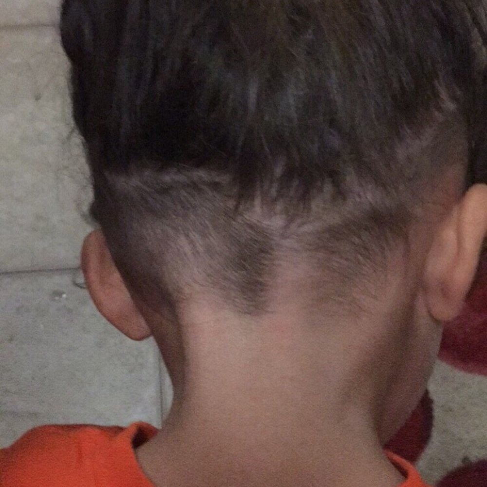 Mike's - This is garbage,my poor baby. - Barbers Near Me - Kaneohe, Hawaii Mike's - This is garbage,my poor baby. - Barbers Near Me - Kaneohe, Hawaii