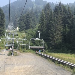Powder Hound Ski Shop - First lift of the day