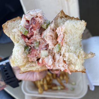 Burien Fish House - Stale bread - Seafood Near Me - Burien, Washington