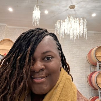 Two Lions Vineyards - Chandeliers - Wineries Near Me - Upper Marlboro, Maryland