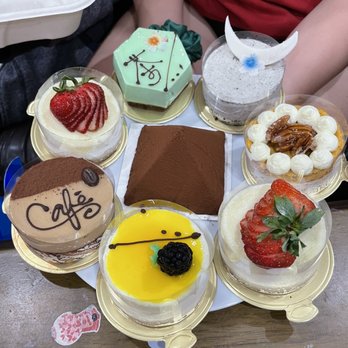 Tiny Pyramid - Assortment of pastries - Cafes Near Me - Honolulu, Hawaii