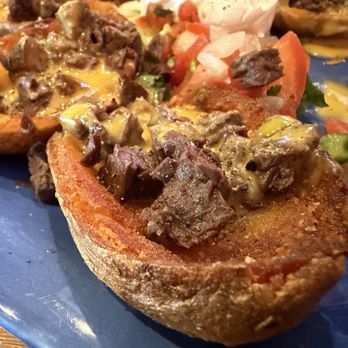 La Cantina Mexican Restaurant  - Pappa Nachos con Beef Fajita. - Mexican Near Me - Katy, Texas