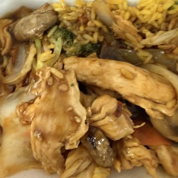 Bep Saigon Asian Kitchen - Buddha's Delight Lunch with chicken - Vietnamese Near Me - Austin, Texas