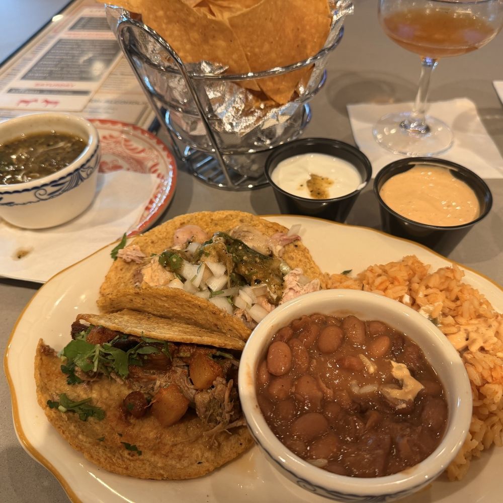 Little Donkey Downtown - Carnita taco and smoked chicken taco plate. Gluten free. - Mexican Near Me - Montgomery, Alabama Little Donkey Downtown - Carnita taco and smoked chicken taco plate. Gluten free. - Mexican Near Me - Montgomery, Alabama
