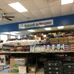 Bargains on Broadway - The Saturday 6:30pm auction