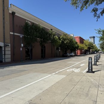 Warehouse District - Local Flavor Near Me - New Orleans, Louisiana