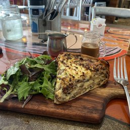Mushroom goat cheese quiche