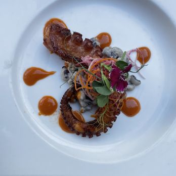 Herringbone Waikiki - Seafood Near Me - Honolulu, Hawaii